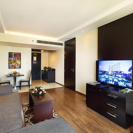 Hycinth Hotels Thiruvananthapuram Zewnętrze zdjęcie