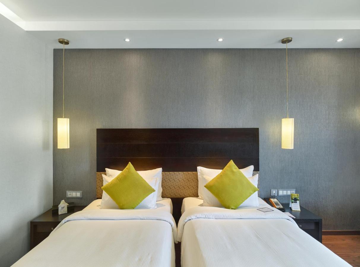 Hycinth Hotels Thiruvananthapuram Zewnętrze zdjęcie