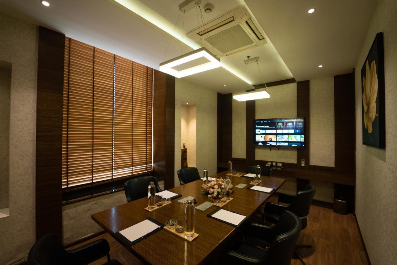 Hycinth Hotels Thiruvananthapuram Zewnętrze zdjęcie